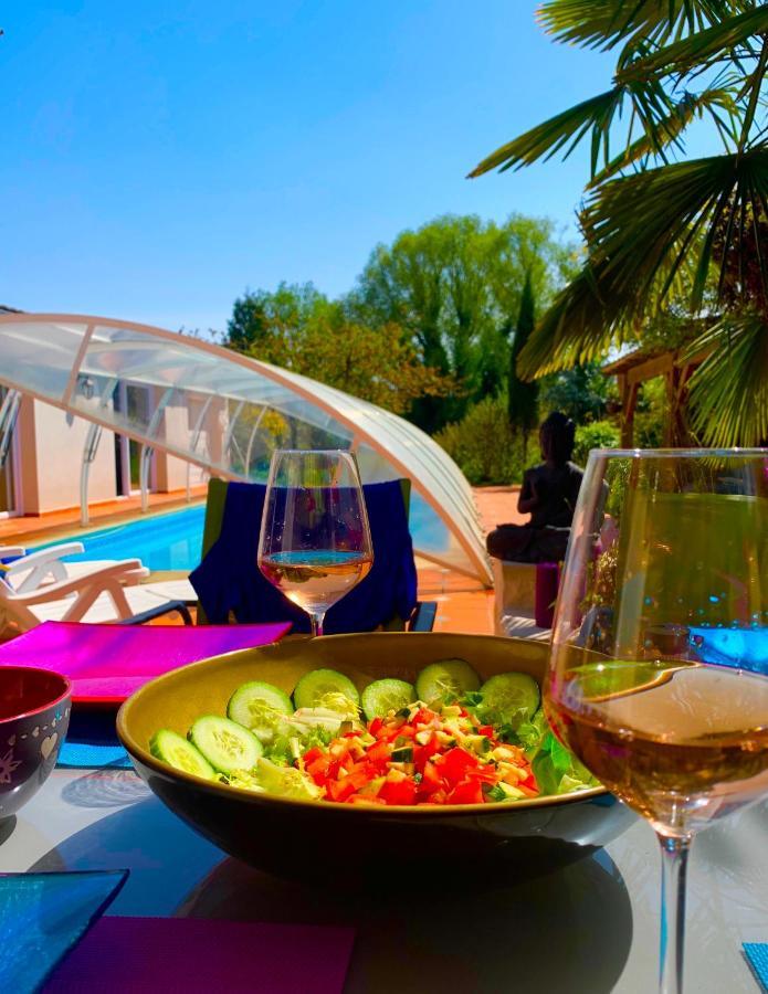 Lilly Bulles En Champagne Piscine Et Jardin Privee Appartement Pierry Buitenkant foto